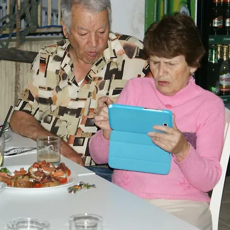 Feshevi Pensjonat Kiten (Burgas)