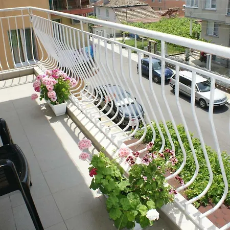 Feshevi Pensjonat Kiten (Burgas)