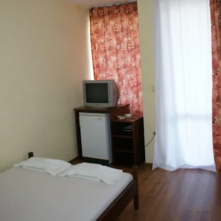 Feshevi Pensjonat Kiten (Burgas)
